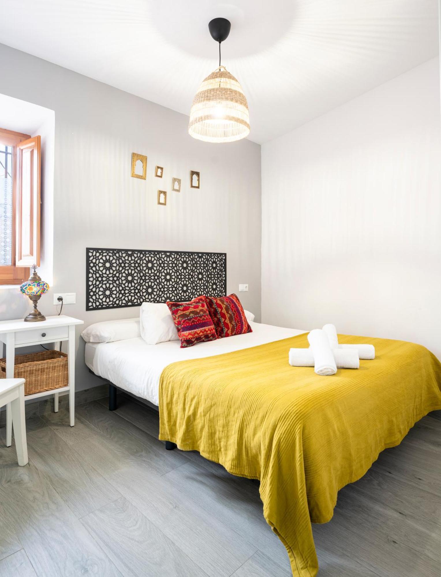 Warm Central Apartment Albayzin - Free Parking 15 Min Away Granada Exterior photo